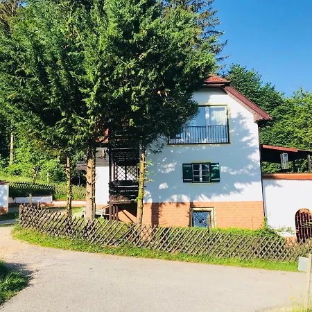Haus Am Berg Schlafende Hexe *